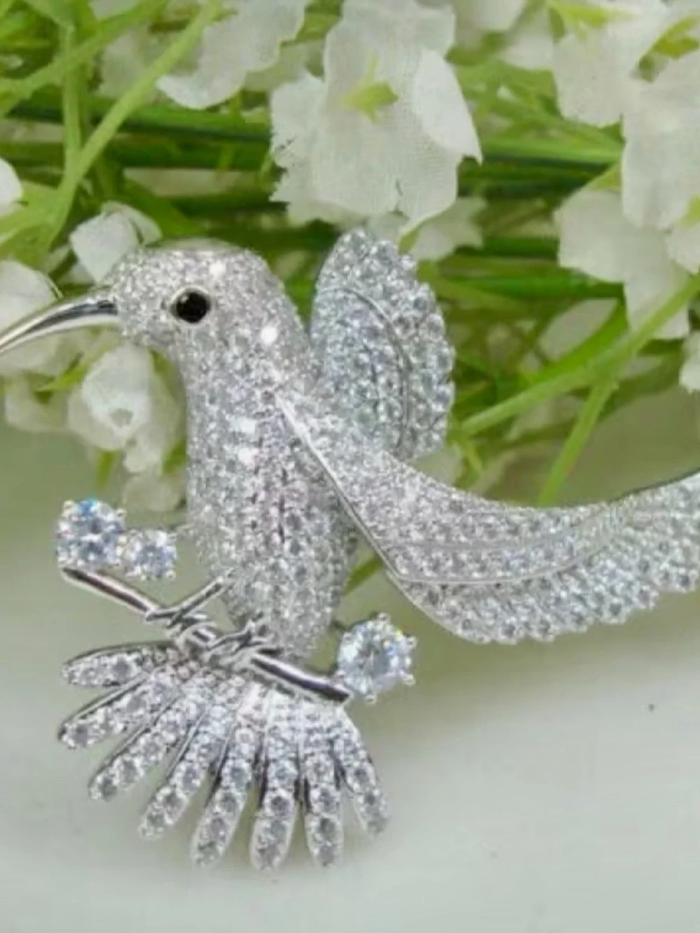 Sparkling Silver TonePave Crystal Hummingbird Brooch Pin NWOT